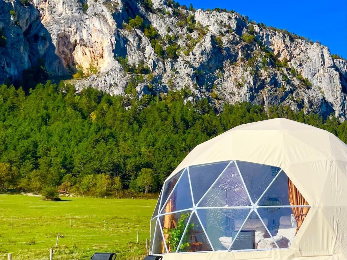 Glamping Hohe Wand - Zelt Mit Sternenfenster Und Whirlpool Hotel Maiersdorf Luaran gambar